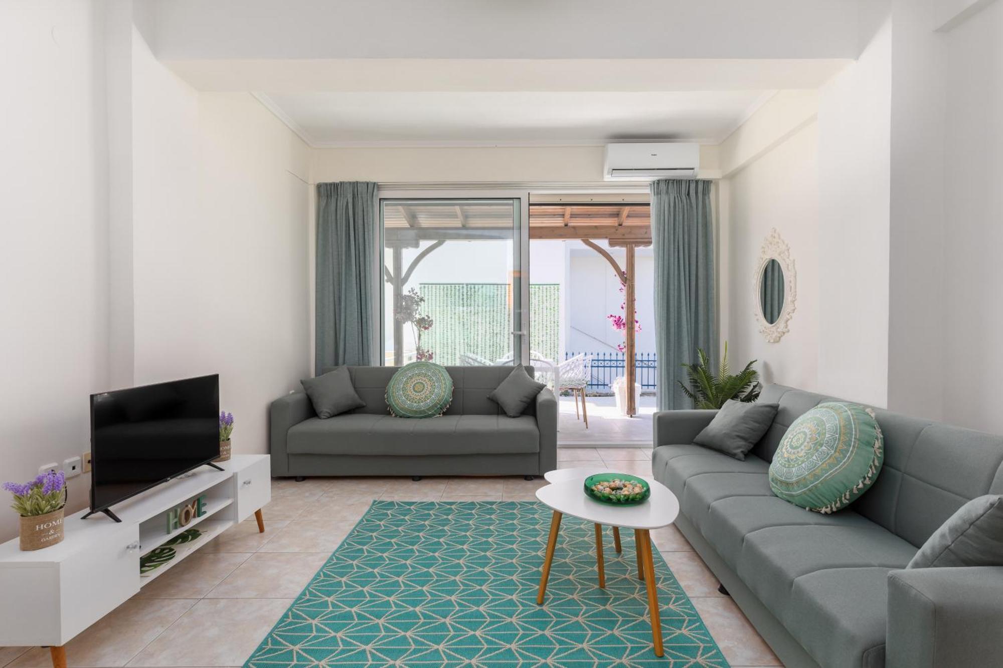 Alexandra'S Maisonette. Paralia Dionysiou Exterior photo