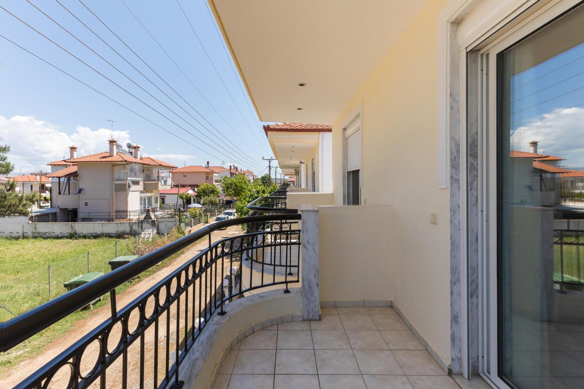 Alexandra'S Maisonette. Paralia Dionysiou Exterior photo