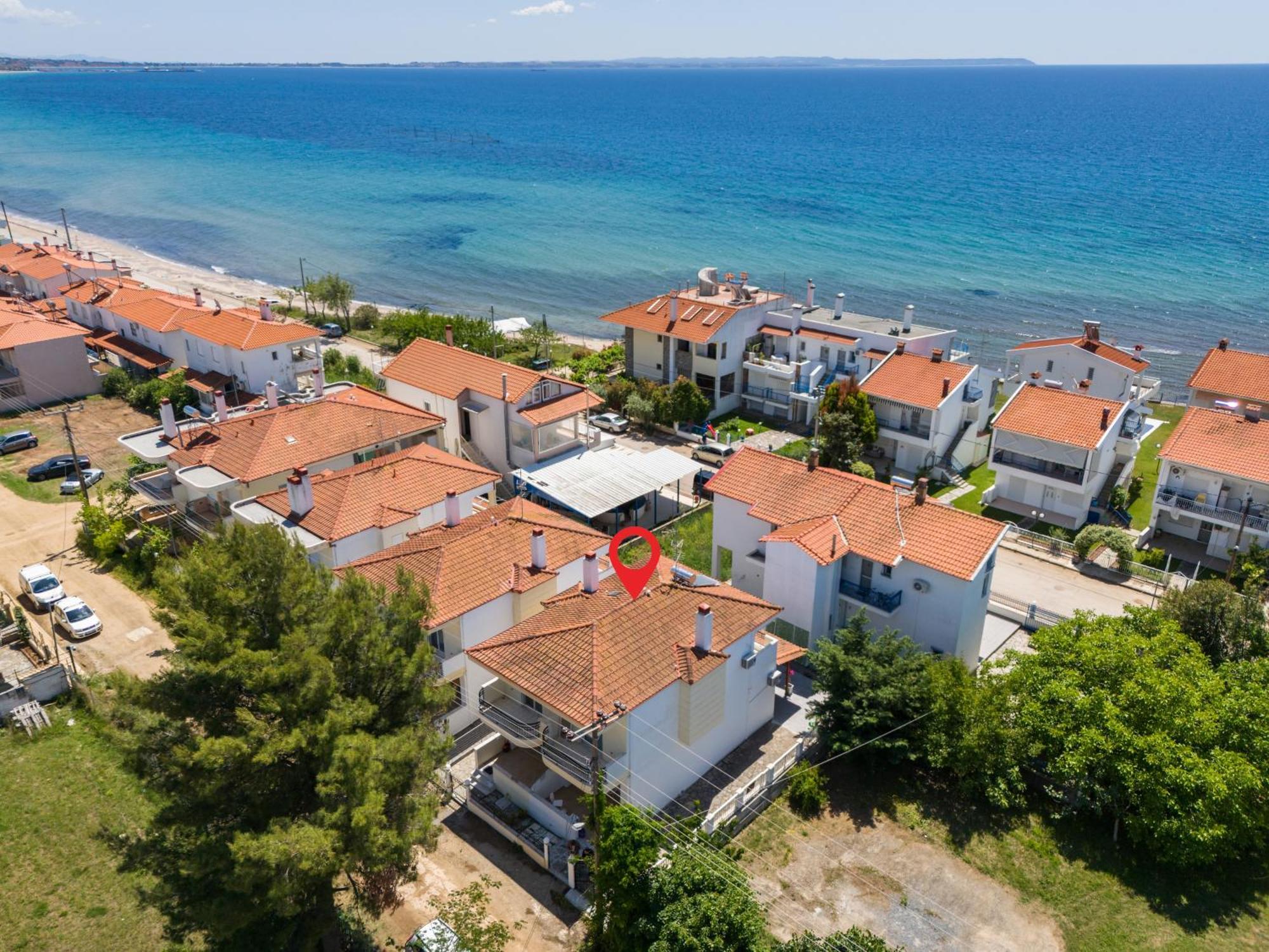 Alexandra'S Maisonette. Paralia Dionysiou Exterior photo